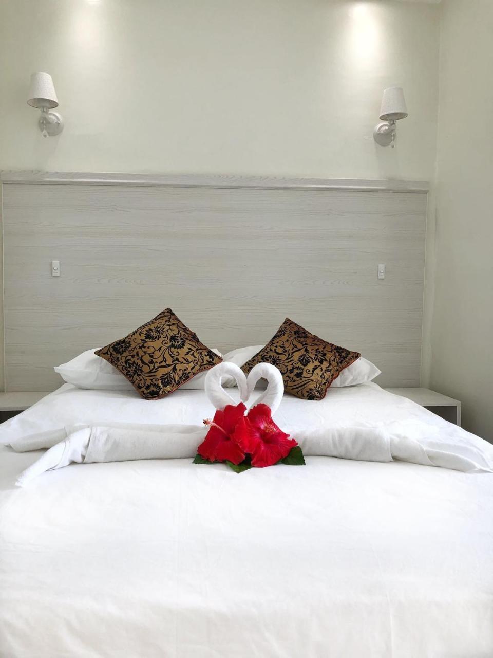 Central Bay Motel Порт-Вила Экстерьер фото